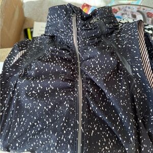 Lululemon vest‎ with hood size 4